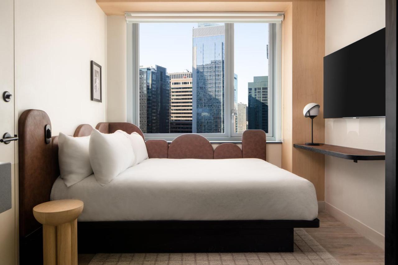 Motto By Hilton New York City Times Square Экстерьер фото