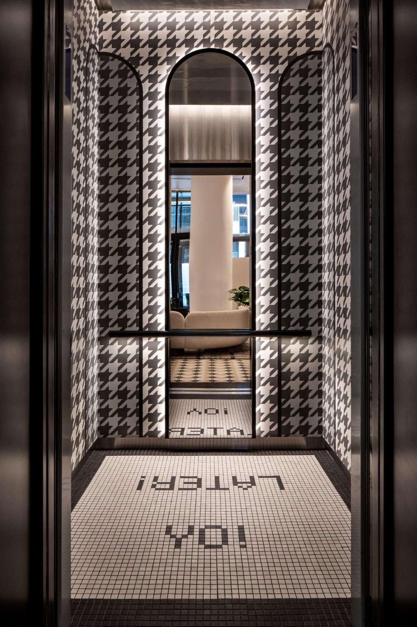 Motto By Hilton New York City Times Square Экстерьер фото