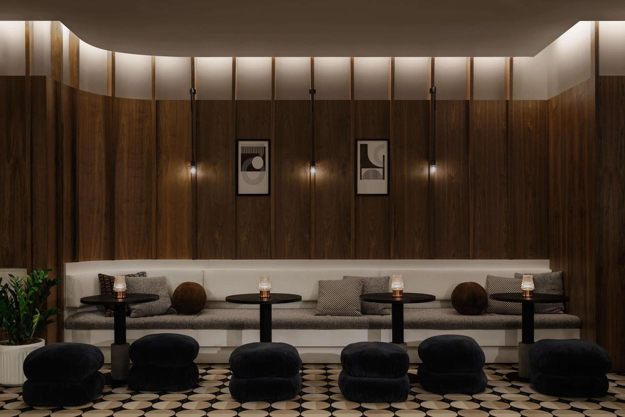 Motto By Hilton New York City Times Square Экстерьер фото