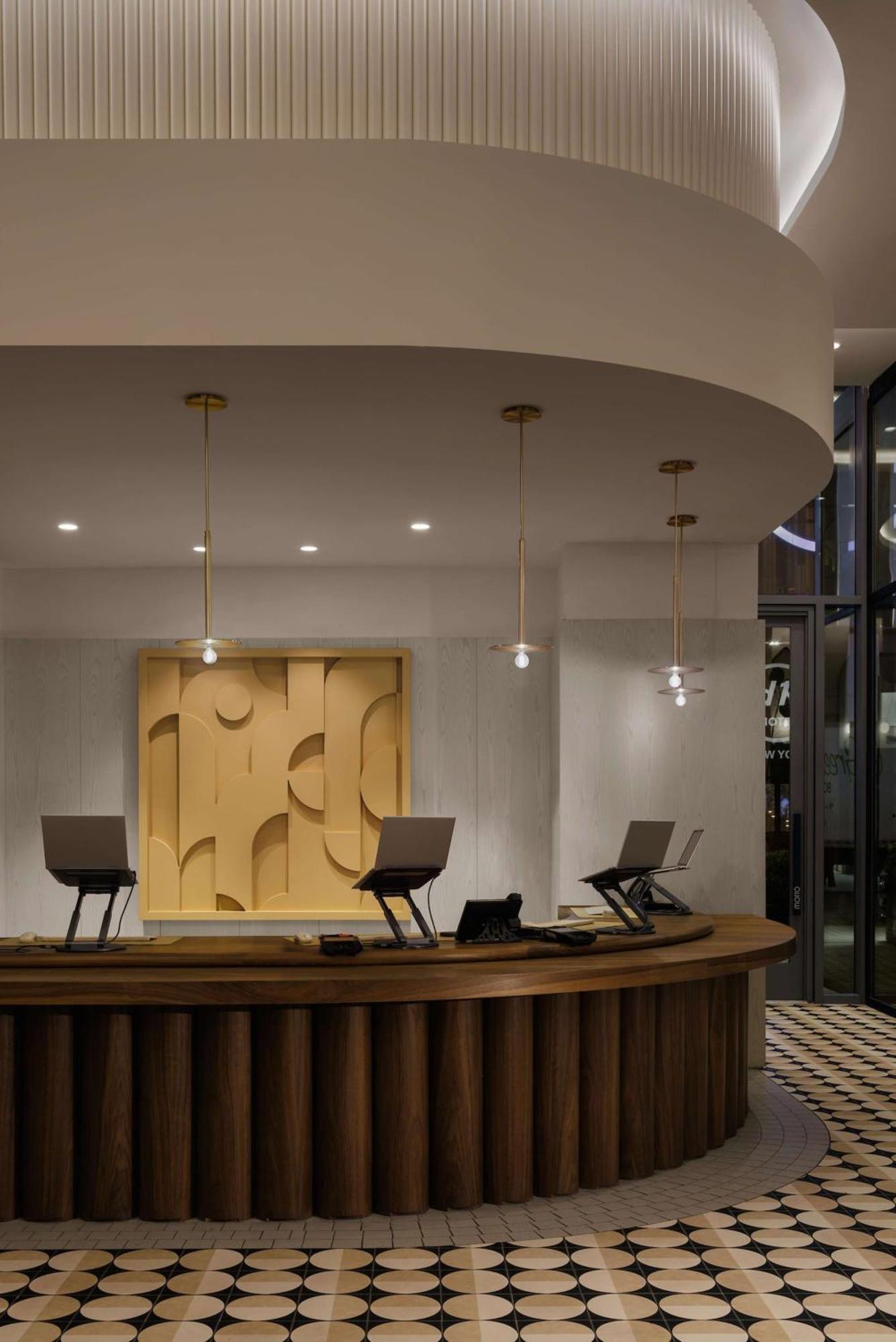 Motto By Hilton New York City Times Square Экстерьер фото